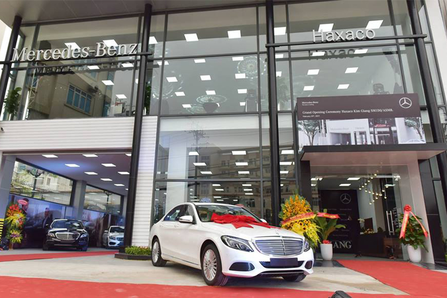 Showroom Mercedes-Benz Haxaco tại Kim Giang đạt tiêu chuẩn chất lượng cao