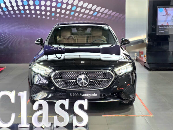Mercedes-Benz E200 Avantgarde